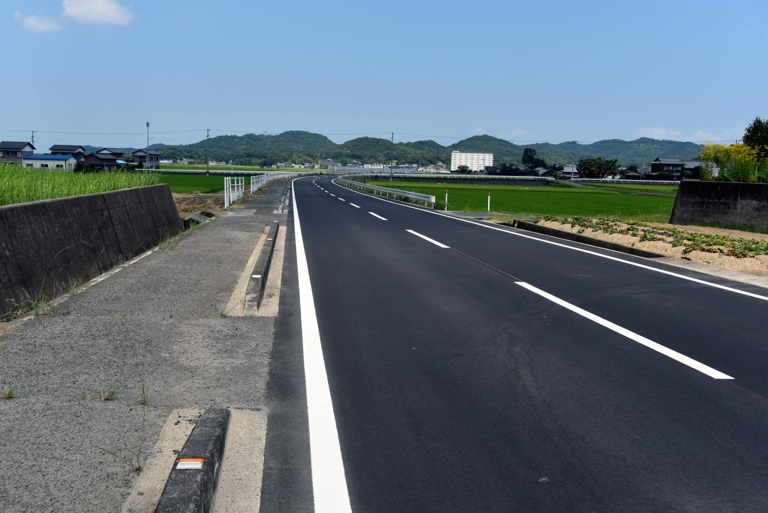 長道維第81号県道富田中鴨部線道路維持修繕工事(舗装工)